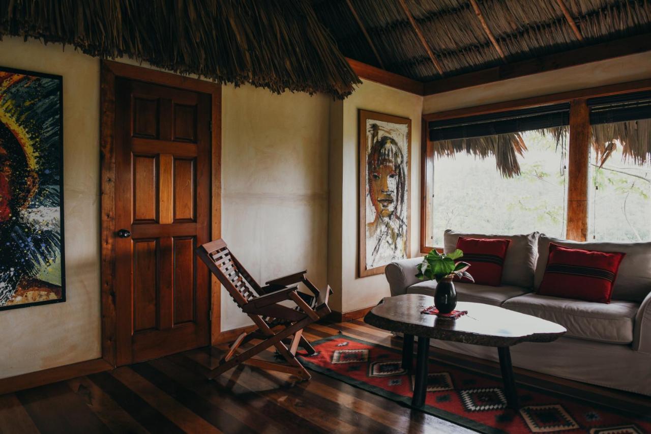 Gaia Riverlodge Unitedville 외부 사진